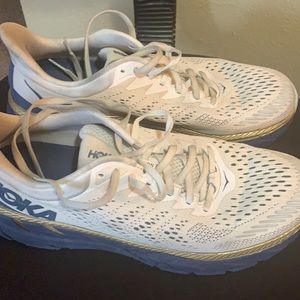Hoka Clifton 7s